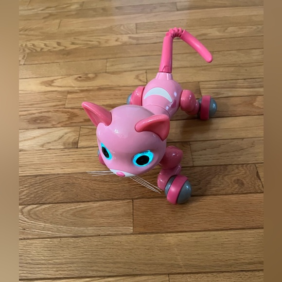 Spin Master Pink Zoomer Kitty Bella Cat Interactive Robot with Tail and works! - Picture 14 of 16